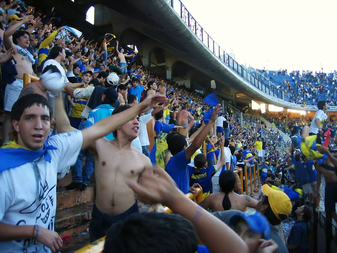 Chants, Cheers, and Craziness: The Sonic Landscape of Campeonato Chileno Stadiums