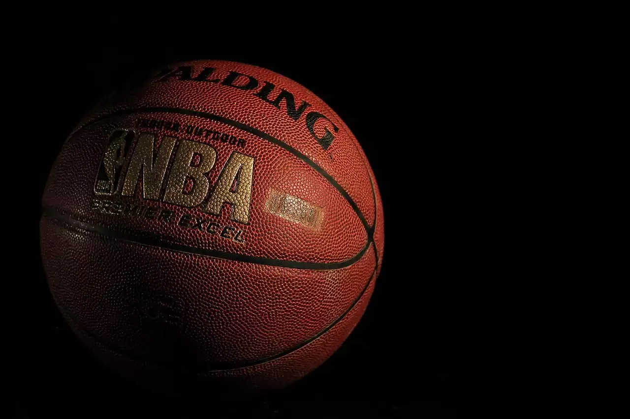Hinter dem historischen Verkauf der Dallas Mavericks durch die NBA an Casino Powerhouse Miriam Adelson und Las Vegas Sands